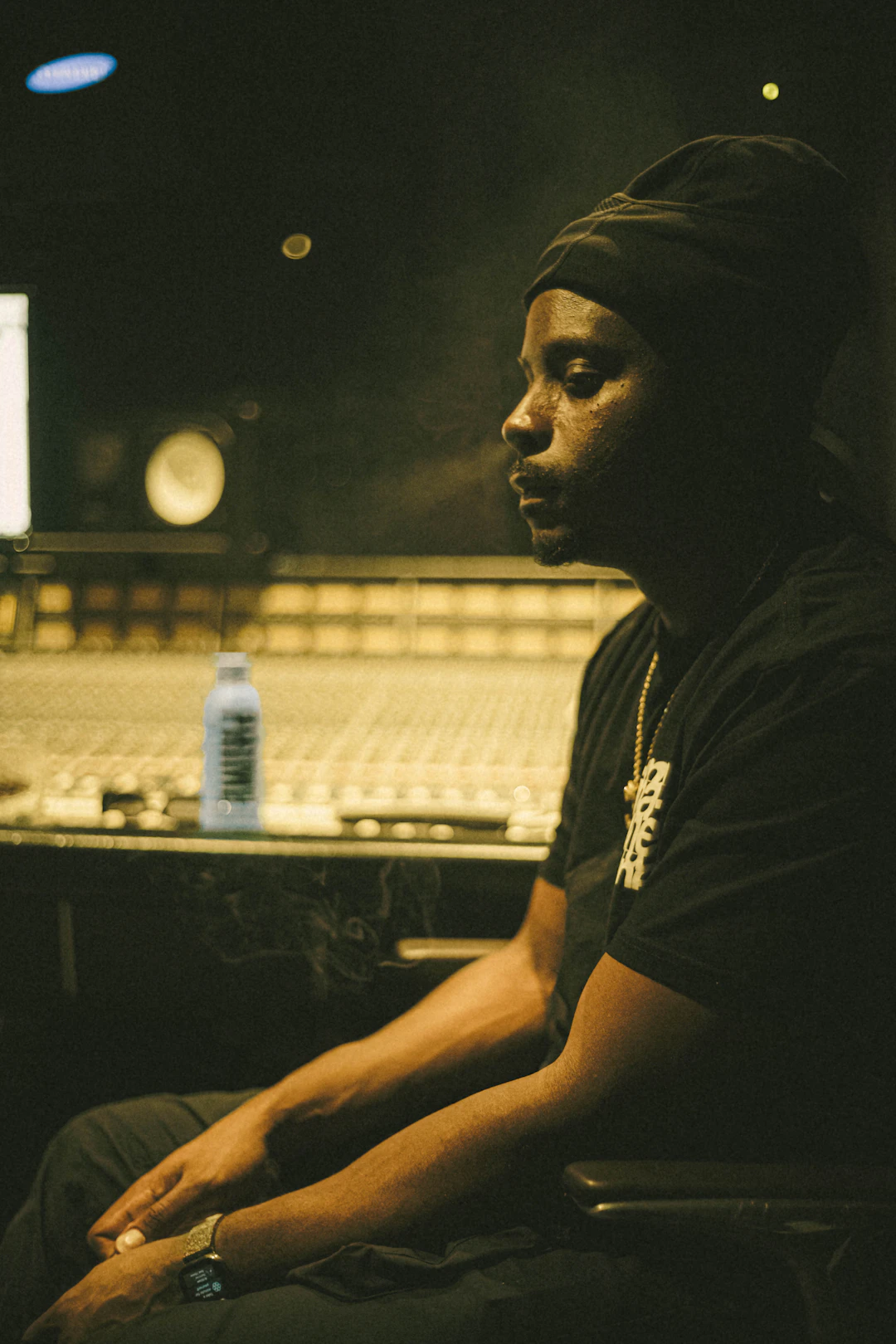 The Unsung Heroes: The Role of Producers in the Hip Hop Industry